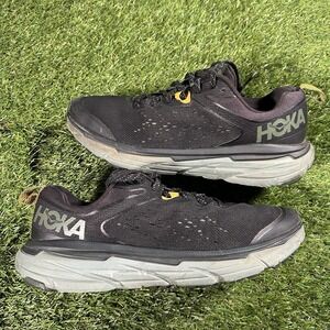 Size 8.5 - Hoka One One Challenger ATR 6 Black Thyme*READ